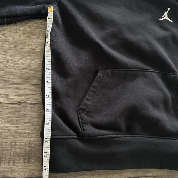 Jordan Black Sweatshirt Hoodie Long Sleeve Pullover - Picture 4 of 4